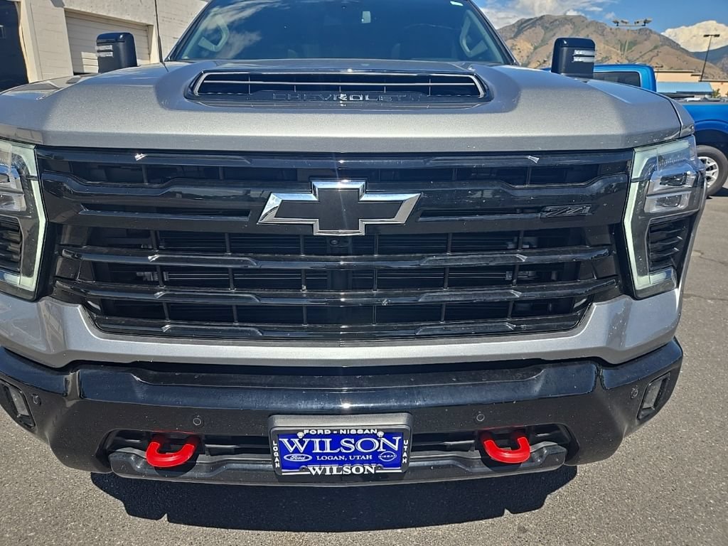 Used 2025 Chevrolet Silverado 2500 LTZ w/ Trail Boss Package AWD/4WD image 33