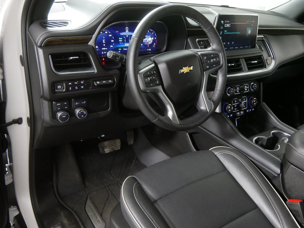 Used 2024 Chevrolet Tahoe Premier AWD/4WD image 15