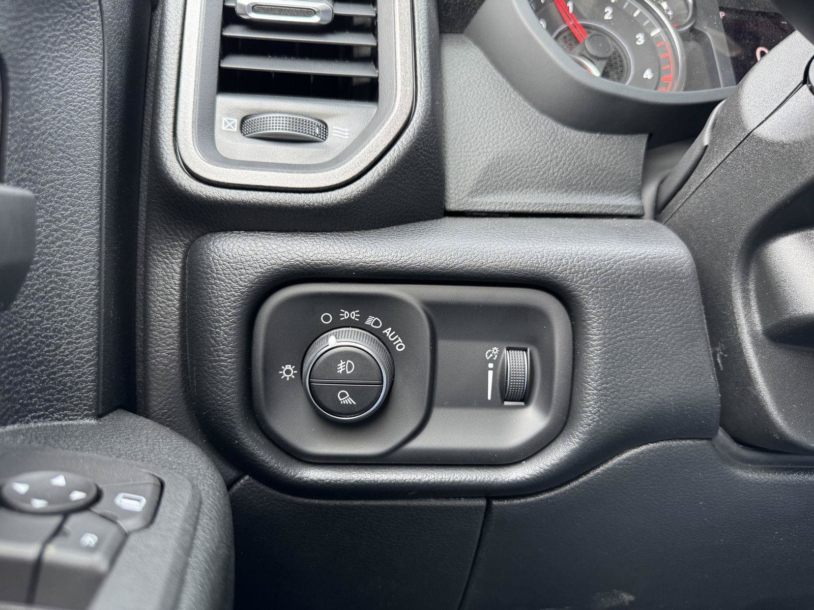 New 2026 RAM 3500 Tradesman AWD/4WD image 12