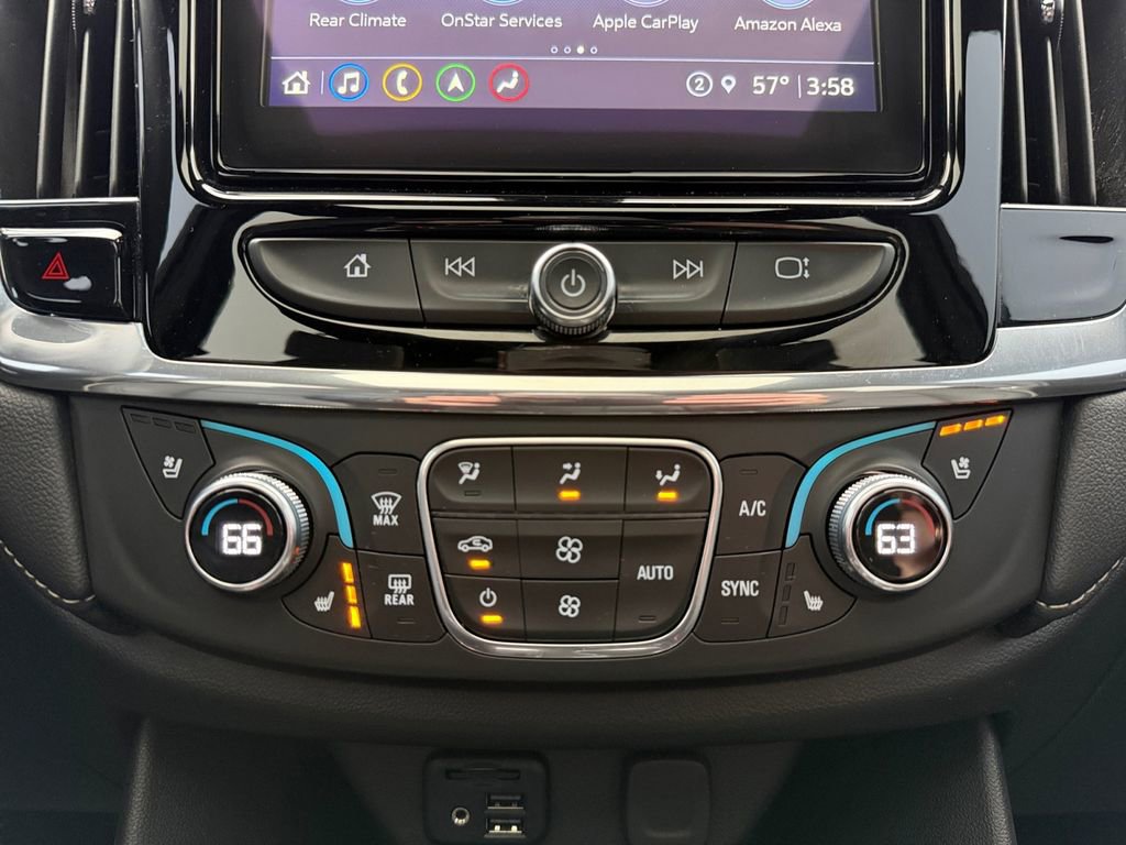 Used 2022 Chevrolet Traverse Premier image 13