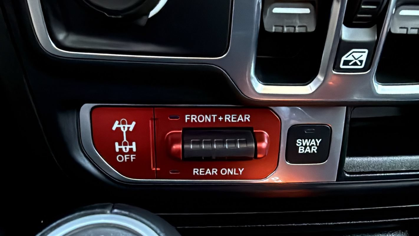 Used 2019 Jeep Wrangler Unlimited Rubicon AWD/4WD image 27