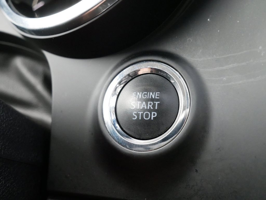 Used 2022 Toyota Sequoia TRD Pro AWD/4WD image 28