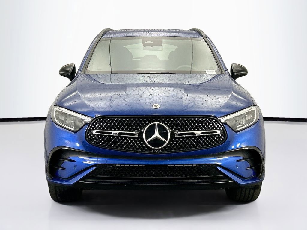 Certified 2025 Mercedes-Benz GLC 300 image 2