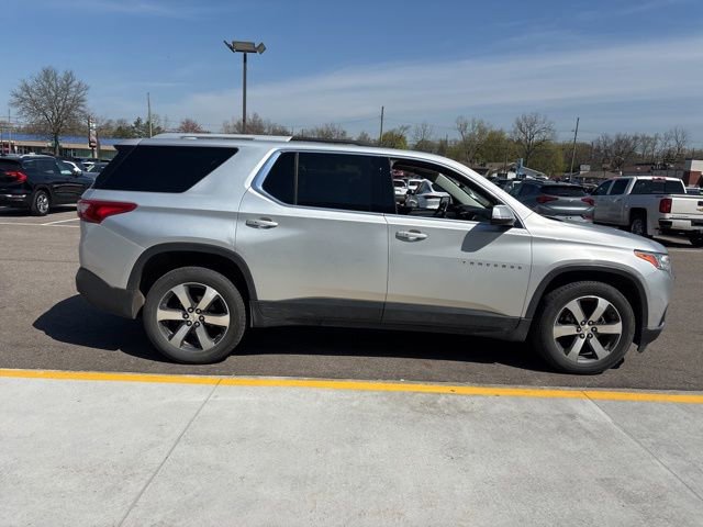 Used 2018 Chevrolet Traverse LT AWD/4WD image 5