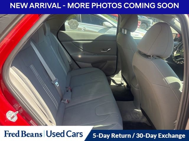 Used 2023 Hyundai Elantra SEL w/ Convenience Package FWD image 11