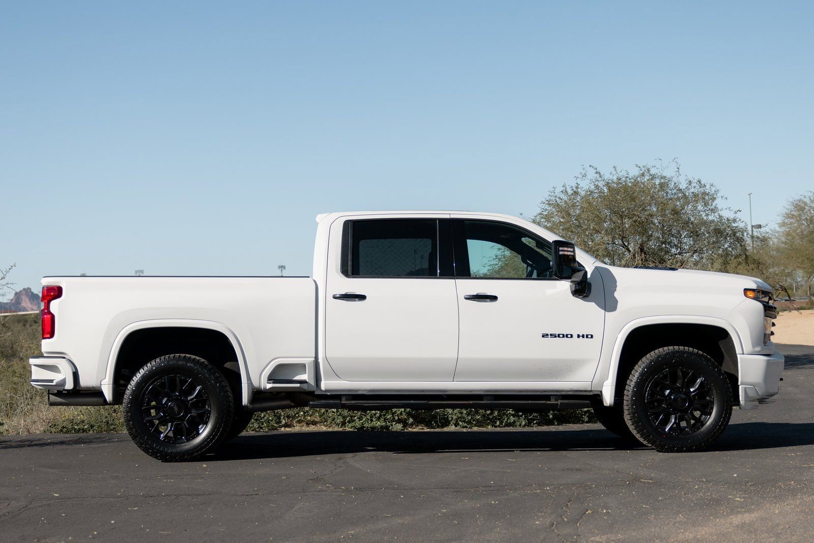 Used 2022 Chevrolet Silverado 2500 High Country w/ Z71 Off-Road Package image 51