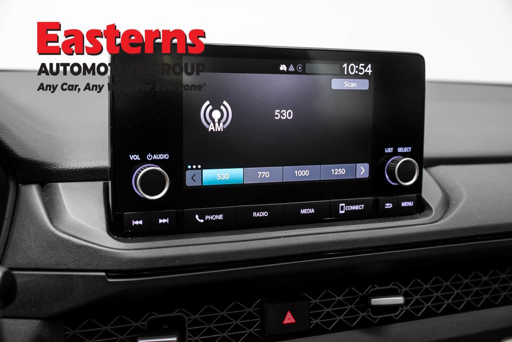 Used 2024 Honda Accord EX image 18