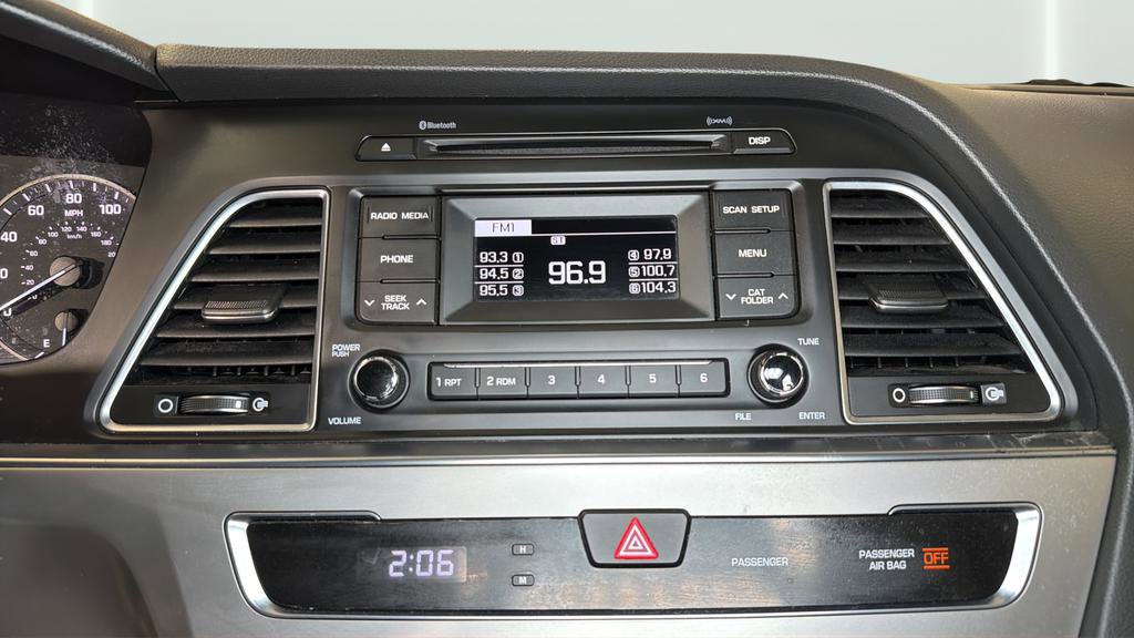 Used 2017 Hyundai Sonata SE FWD image 25