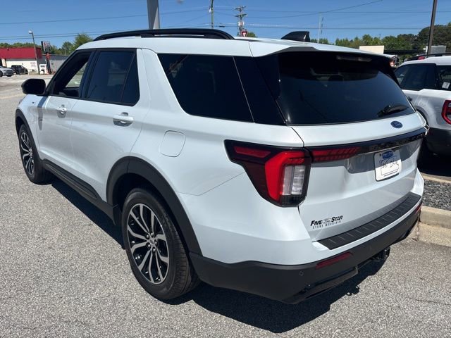 New 2026 Ford Explorer ST-Line RWD image 6