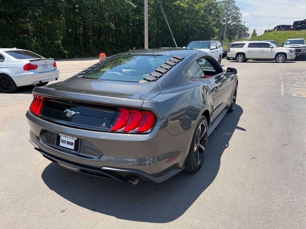 Used 2018 Ford Mustang Coupe RWD image 6