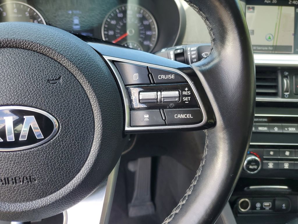 Used 2020 Kia Optima Premium FWD image 26