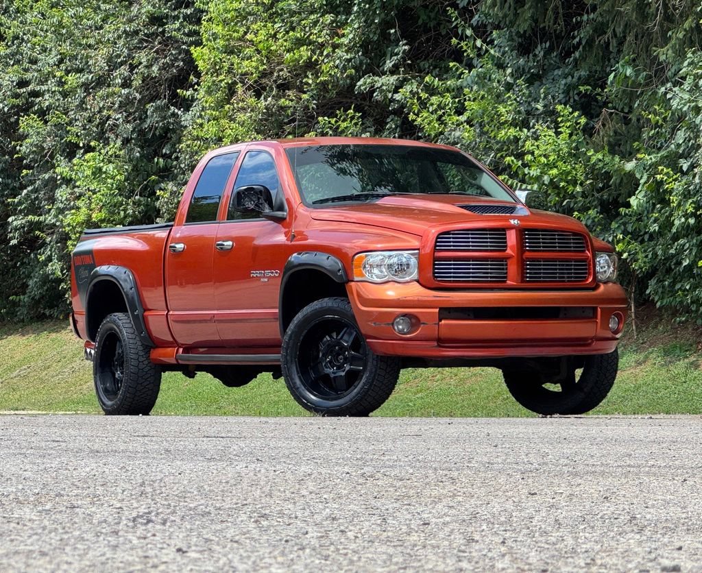 Used 2005 Dodge Ram 1500 Truck SLT w/ Daytona Edition Group AWD/4WD image 2