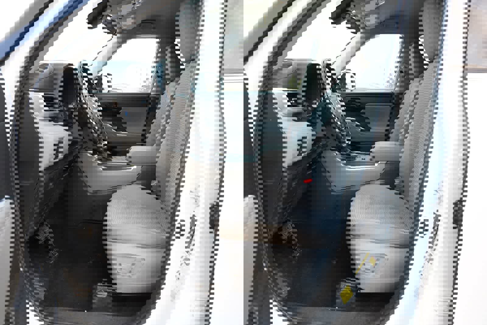 Used 2022 Toyota Highlander LE image 18