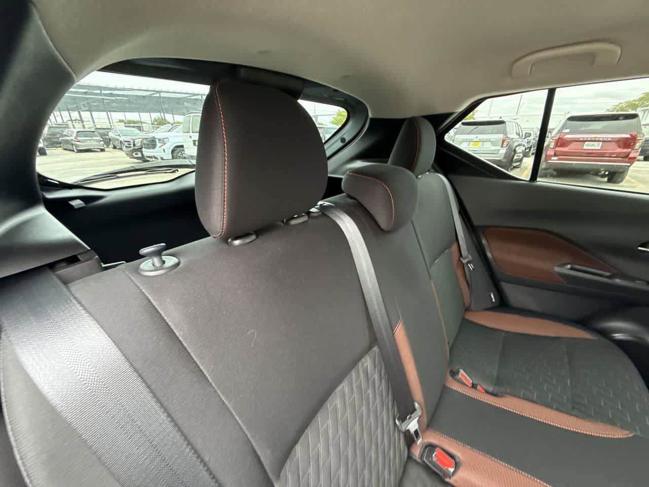 Used 2023 Nissan Kicks SR FWD image 26