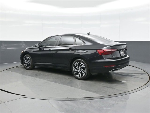 Used 2020 Volkswagen Jetta SEL Premium image 5