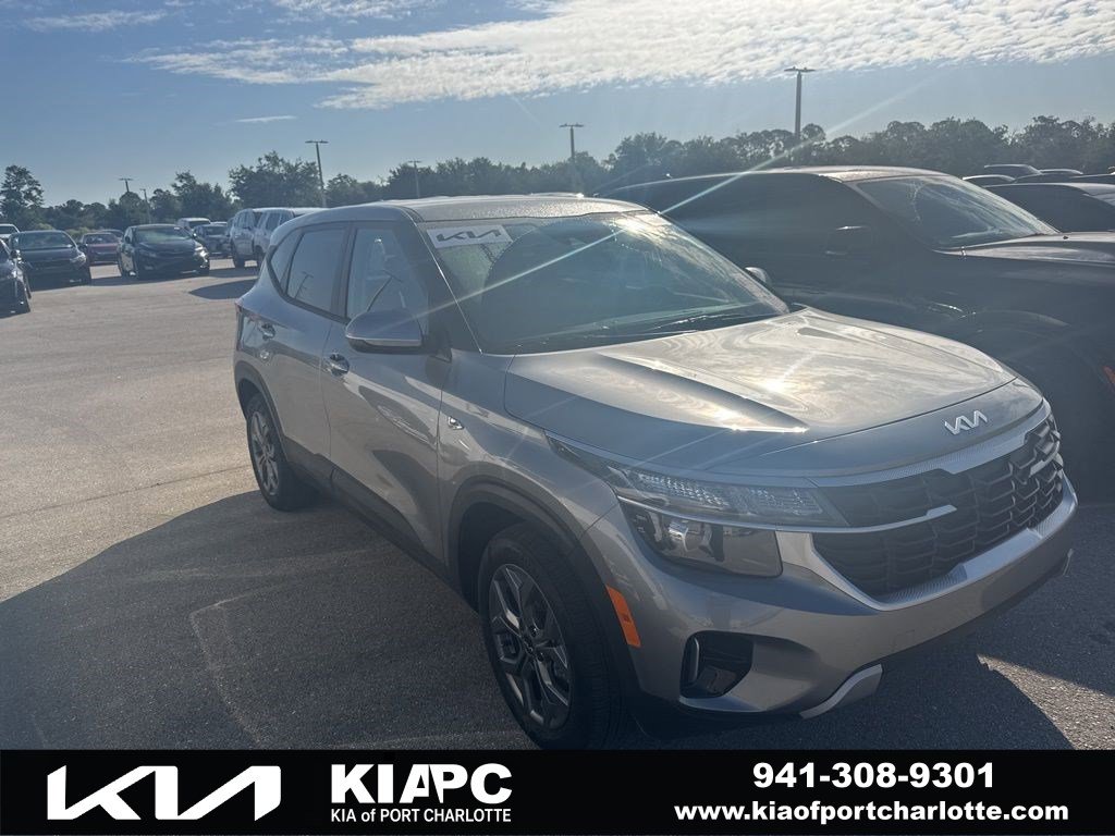 Certified 2026 Kia Seltos LX image 1