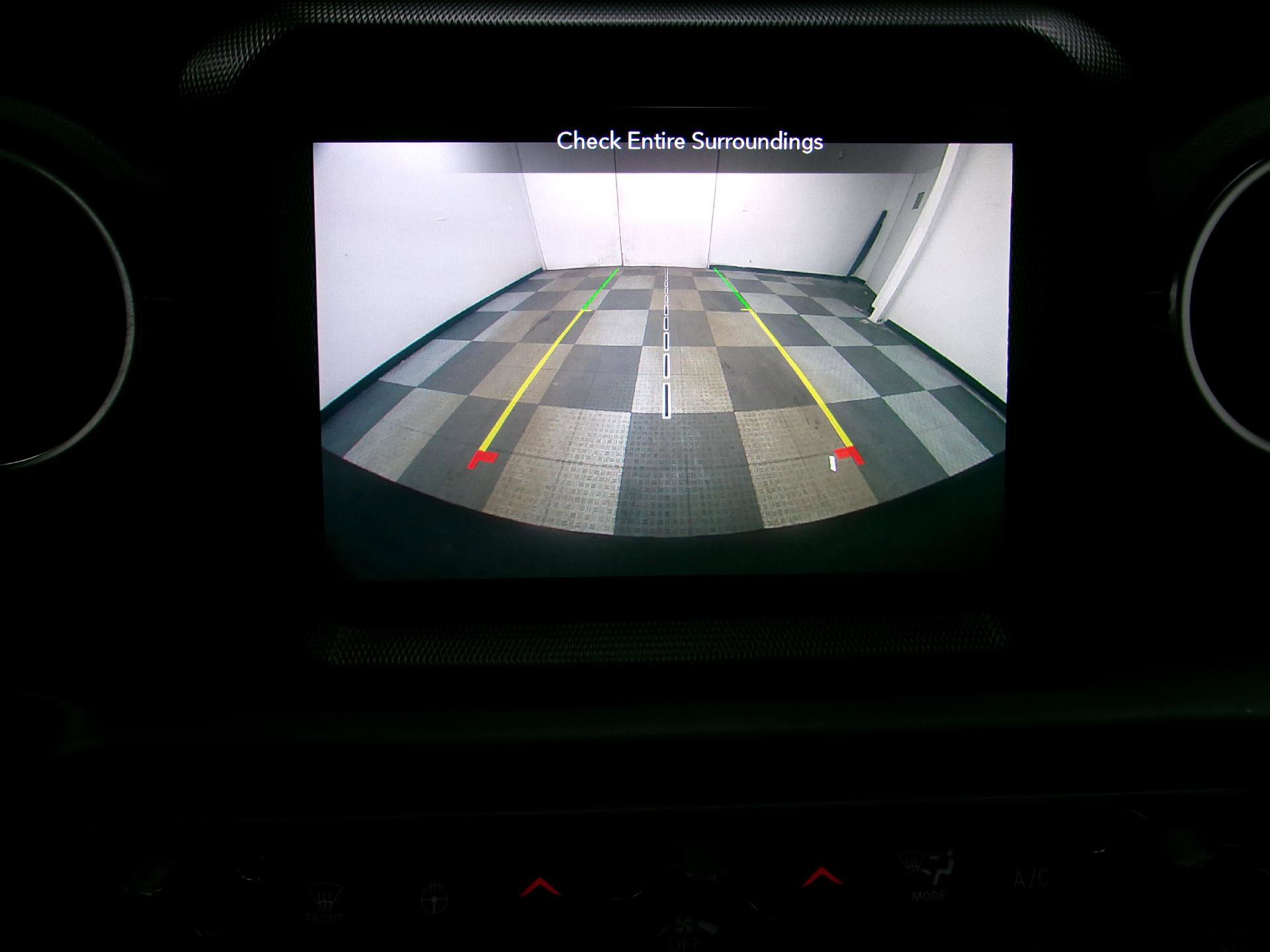 Used 2020 Jeep Wrangler Unlimited Sahara image 6