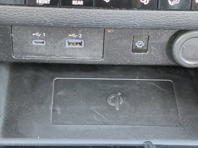 Used 2024 Mitsubishi Outlander SE Black Edition image 6