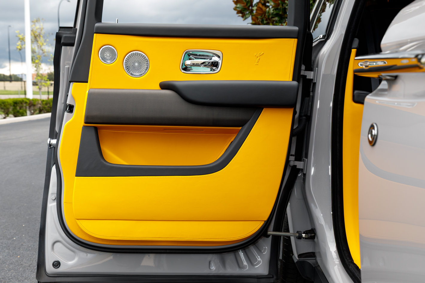Certified 2024 Rolls-Royce Cullinan w/ Interior Detailing Package AWD/4WD image 43
