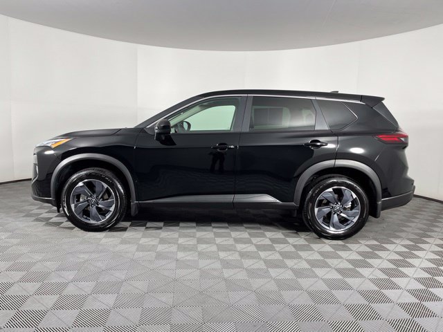 Certified 2026 Nissan Rogue SV FWD image 7