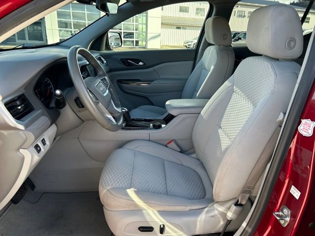 Used 2019 GMC Acadia SLE image 16