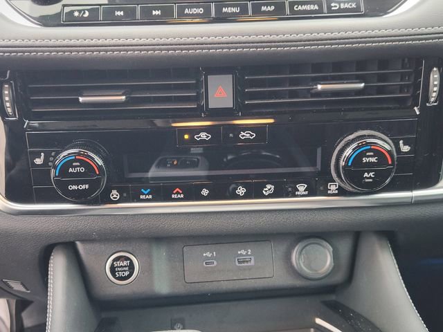 Certified 2022 Nissan Rogue Platinum w/ Head-Up Display Package image 17