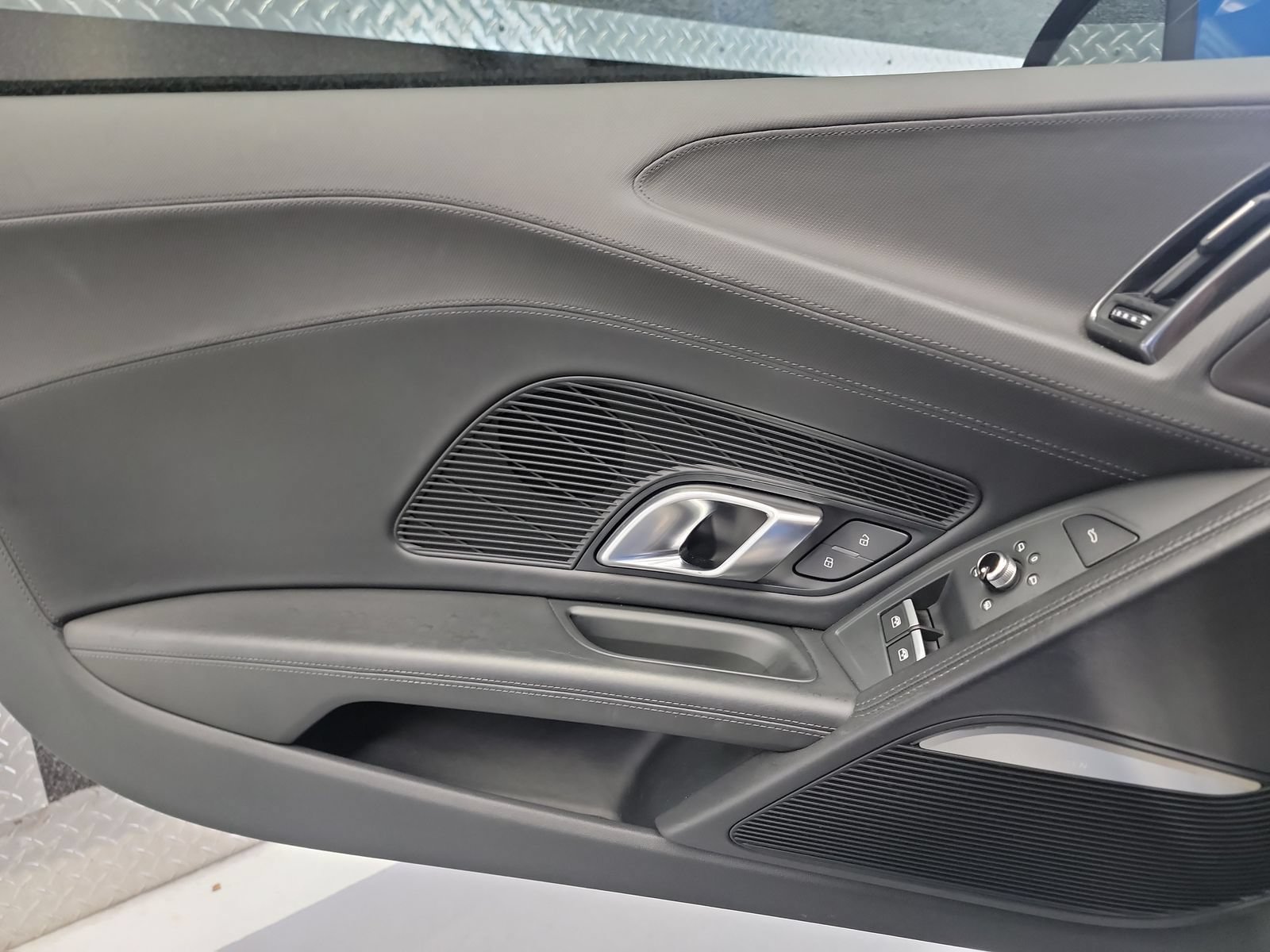 Used 2018 Audi R8 V10 AWD/4WD image 8