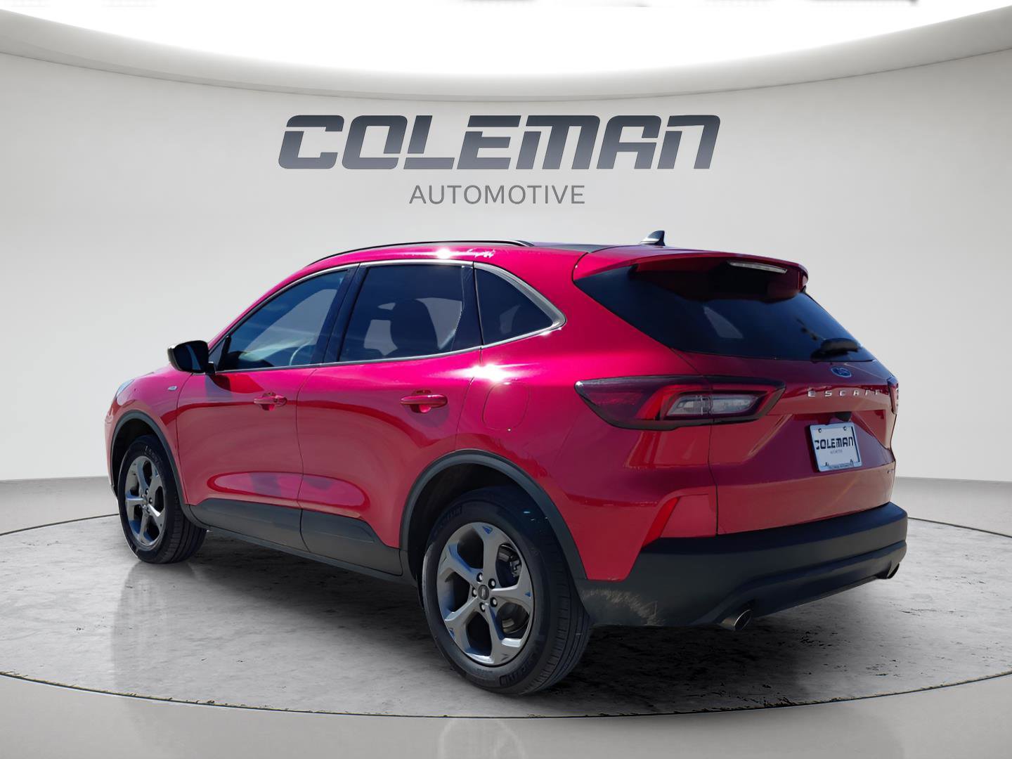 Used 2025 Ford Escape ST-Line image 3