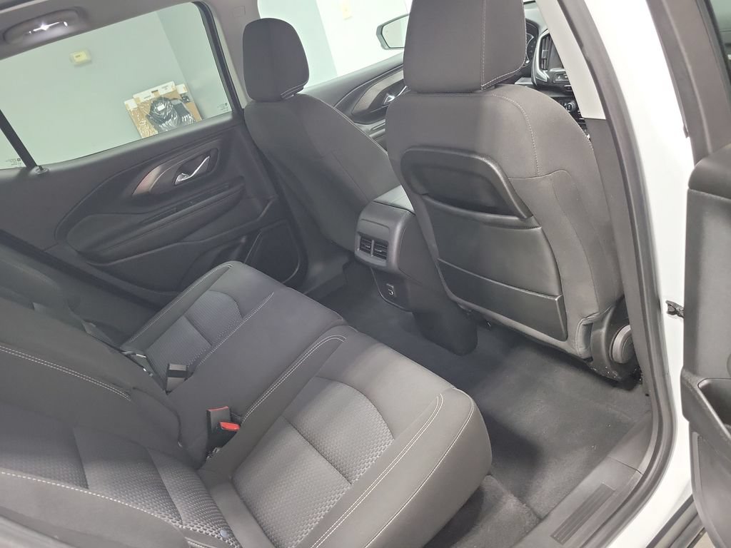 Used 2023 GMC Terrain SLE w/ Driver Convenience Package AWD/4WD image 18