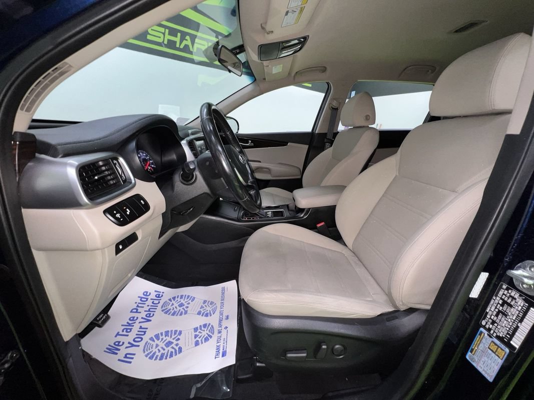 Used 2020 Kia Sorento LX w/ LX I4 Convenience Package AWD/4WD image 18