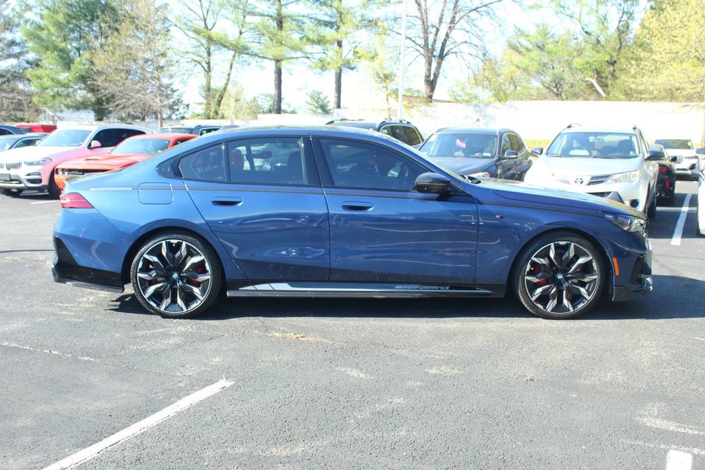 Certified 2024 BMW 530i xDrive w/ Executive Package image 11