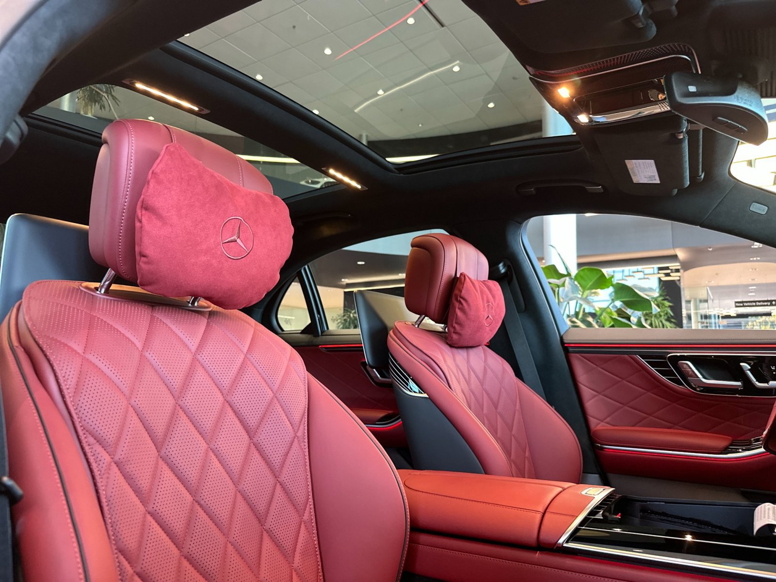 New 2027 Mercedes-Benz S 580 4MATIC Sedan image 17