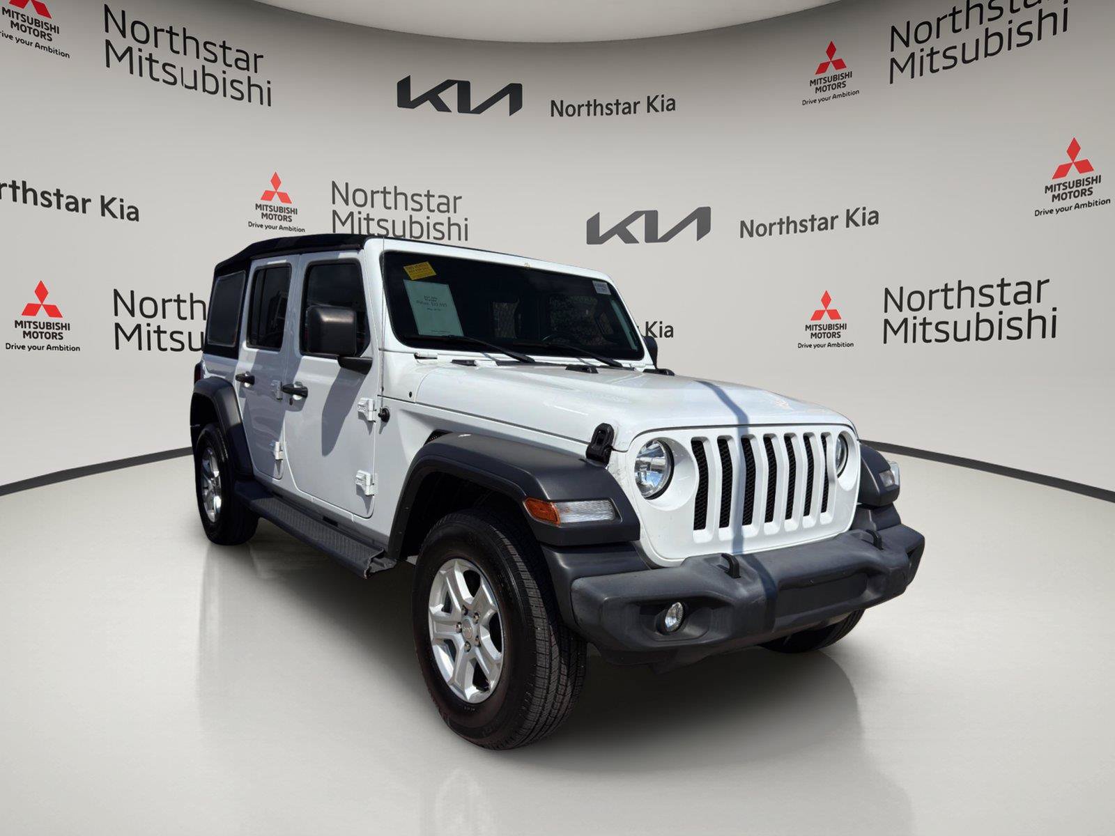 Used 2021 Jeep Wrangler Unlimited Sport AWD/4WD image 5