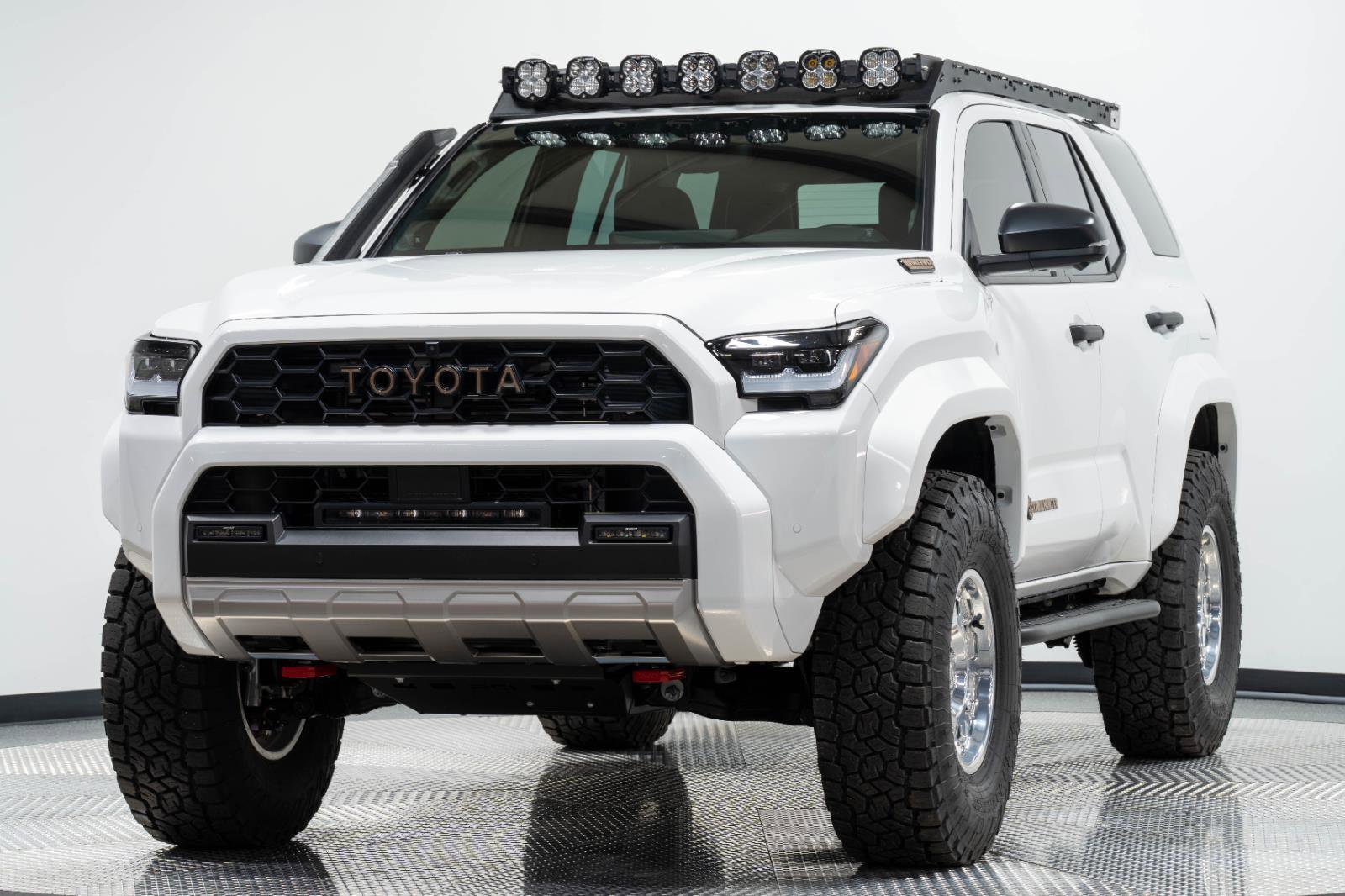 Used 2025 Toyota 4Runner Trailhunter image 7