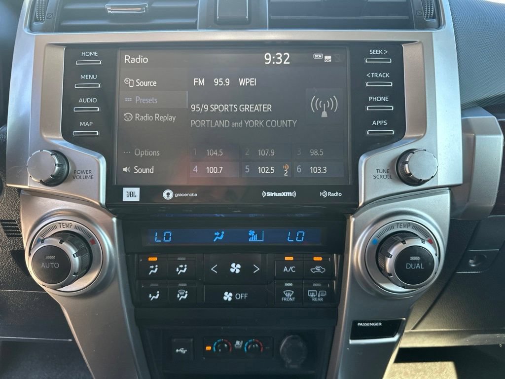 Used 2020 Toyota 4Runner Limited AWD/4WD image 22