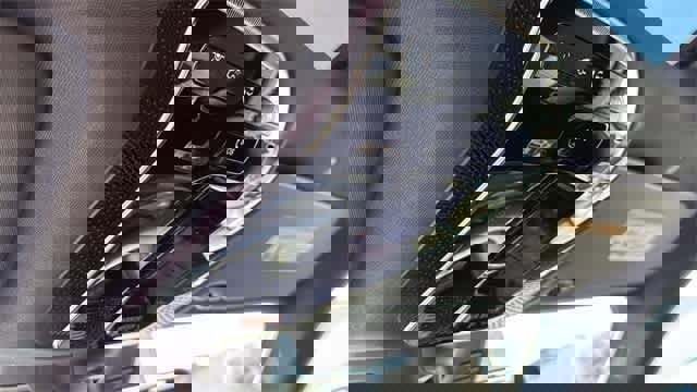 Certified 2025 Mercedes-Benz GLC 300 4MATIC image 23