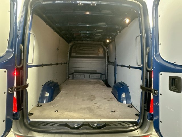 Used 2025 Mercedes-Benz Sprinter 2500 image 11