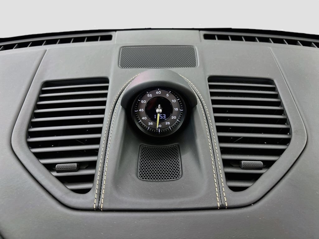 Used 2026 Porsche 911 GT3 RWD image 17
