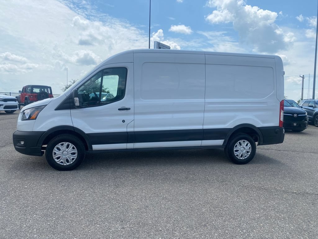 Used 2024 Ford Transit 250 148 Medium Roof w/ Load Area Protection Package RWD image 3