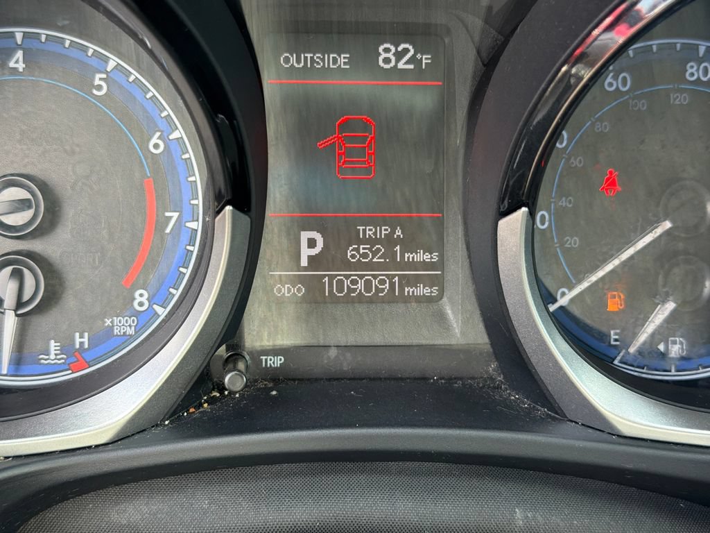 Used 2015 Toyota Corolla S FWD image 16