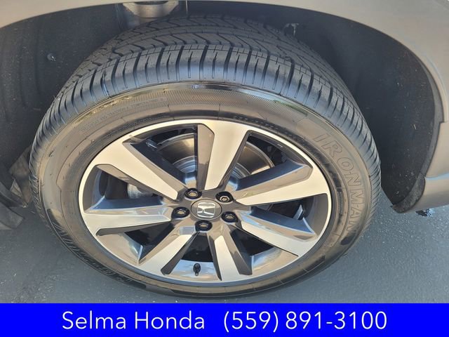 Used 2025 Honda Pilot Touring image 28
