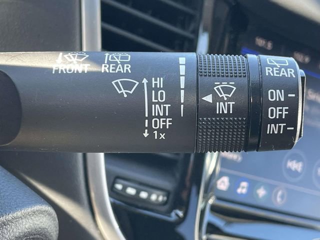 Used 2022 Chevrolet Trax LS w/ Tint and Cruise Package image 33