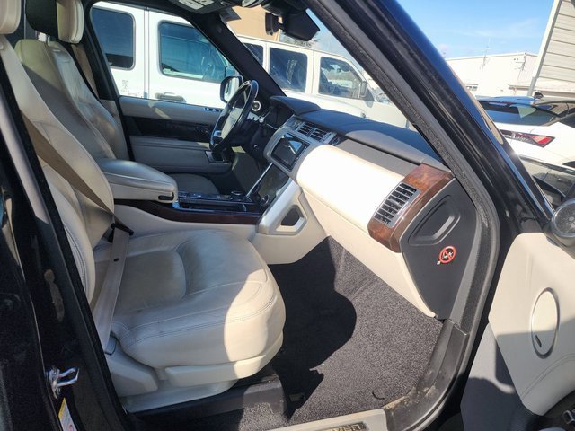 Used 2019 Land Rover Range Rover HSE image 5