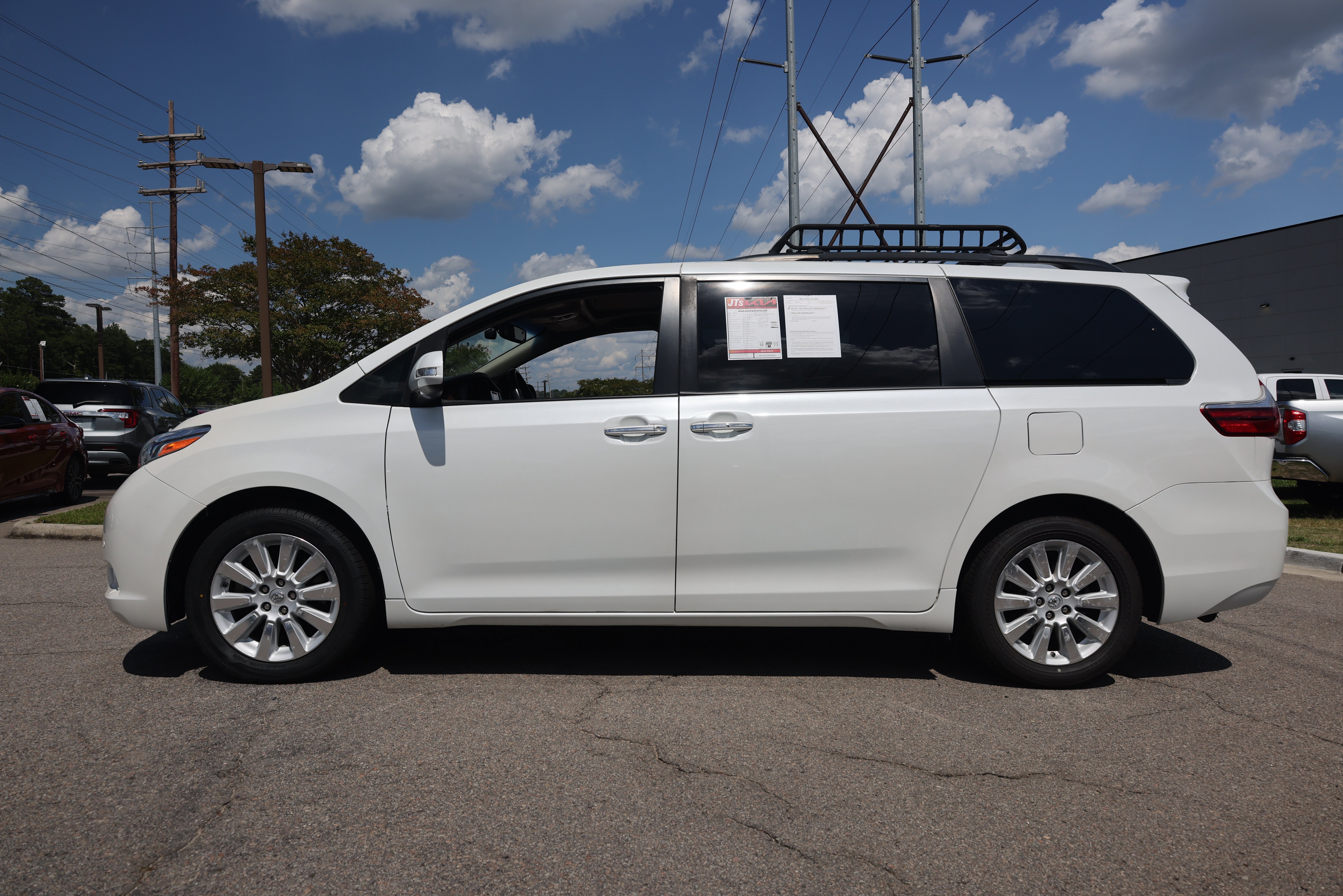 Used 2015 Toyota Sienna Limited Premium AWD/4WD image 2