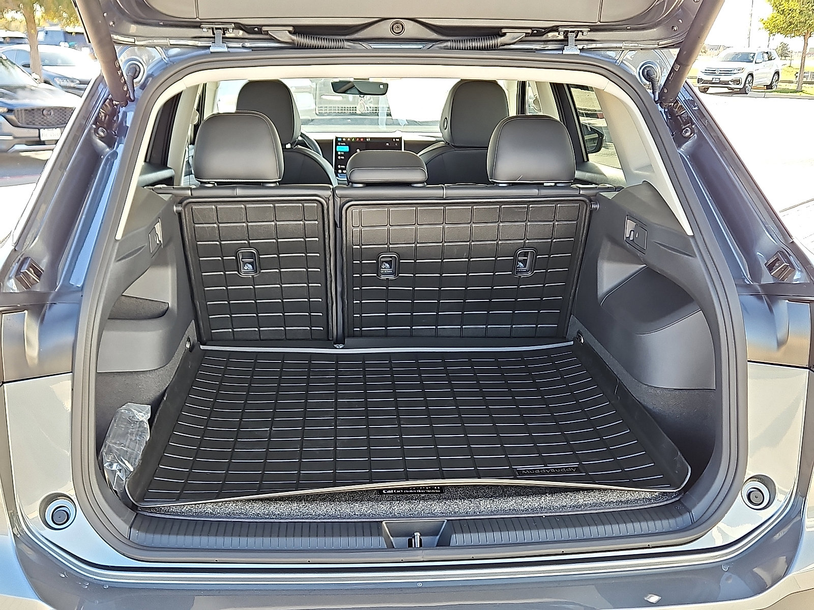 New 2026 Volkswagen Tiguan SE image 6