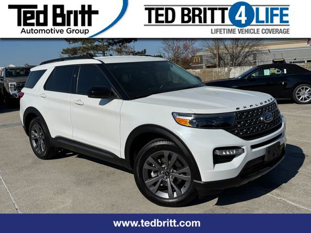 Used 2023 Ford Explorer XLT w/ Equipment Group 202A image 1