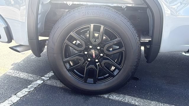 Used 2024 GMC Sierra 1500 Elevation AWD/4WD image 9