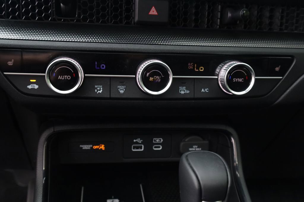 Used 2025 Honda CR-V Sport-L image 8