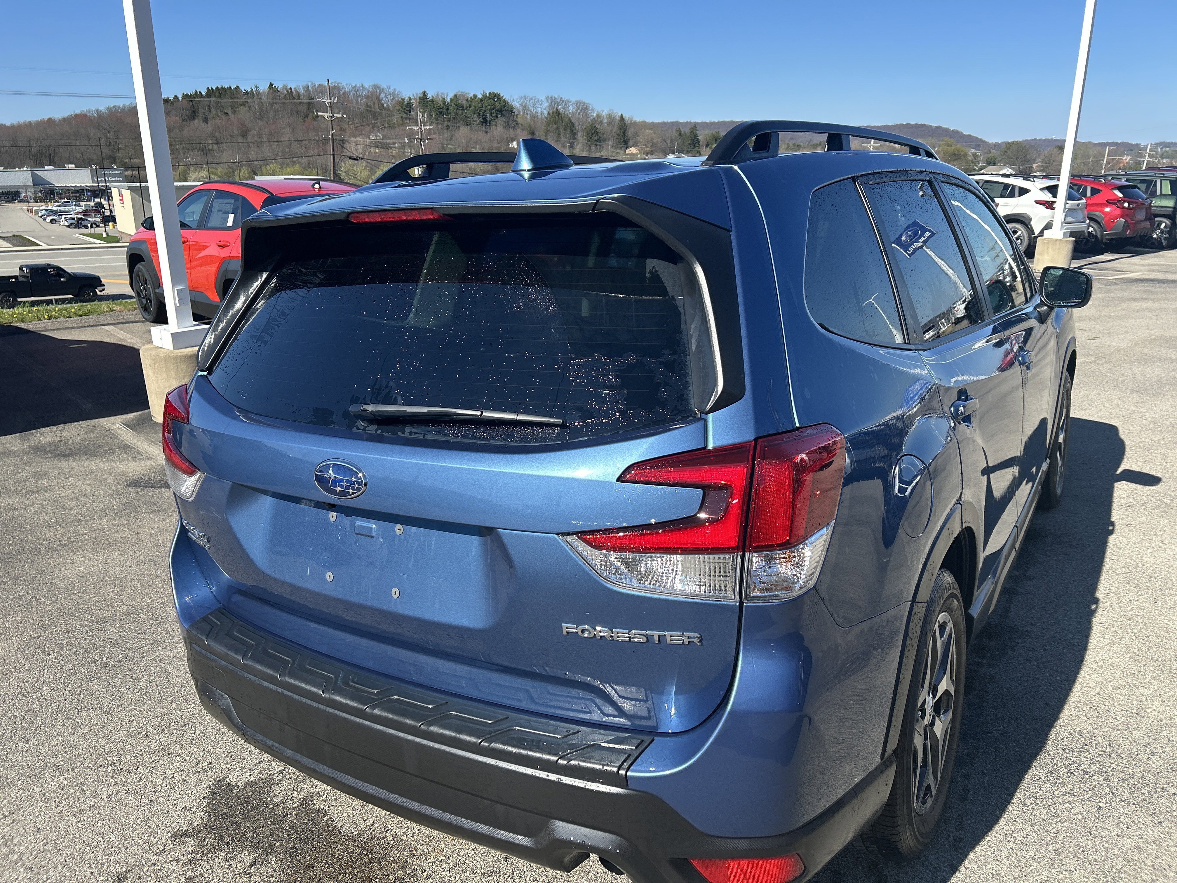 Certified 2023 Subaru Forester Premium AWD/4WD image 8
