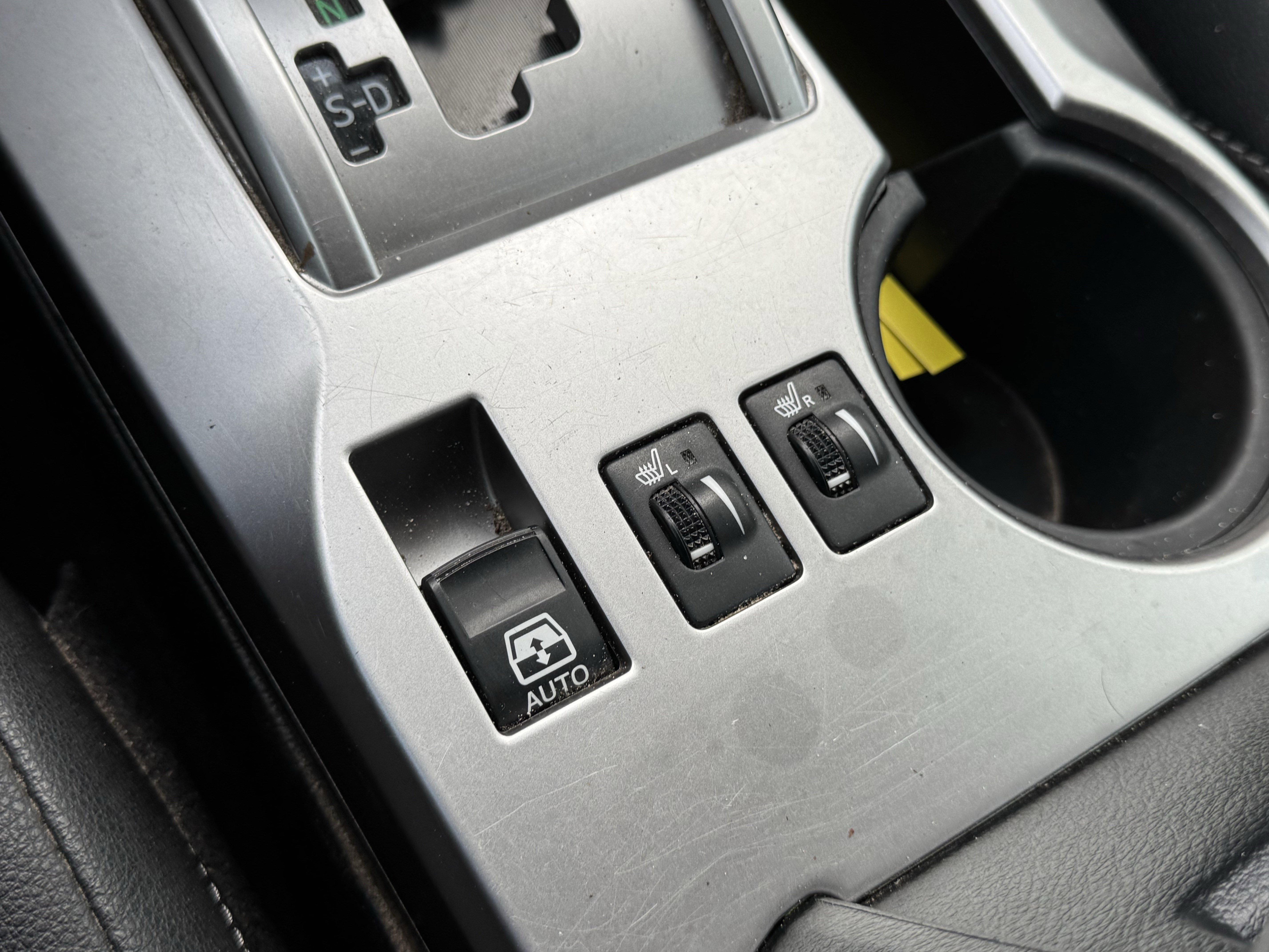 Used 2018 Toyota 4Runner SR5 Premium image 11